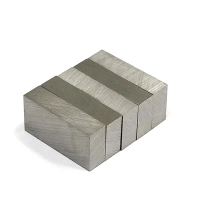 Magnete a barra in alnico